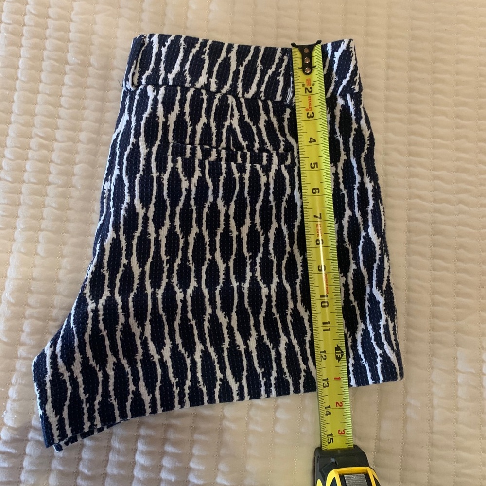 LOFT navy & white pattern shorts